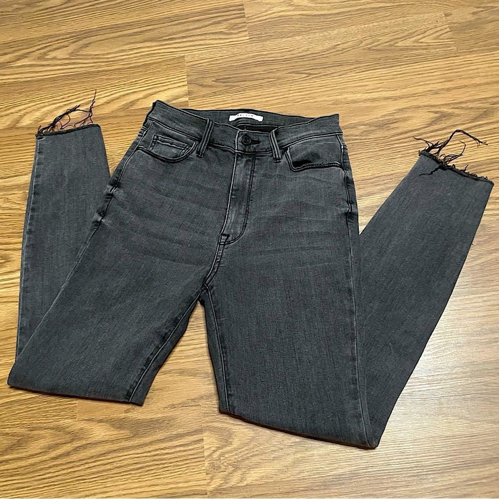 NWOT PacSun Super High Rise Raw Hem Jegging